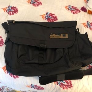Mountain Smith Laptop/Messenger Bag